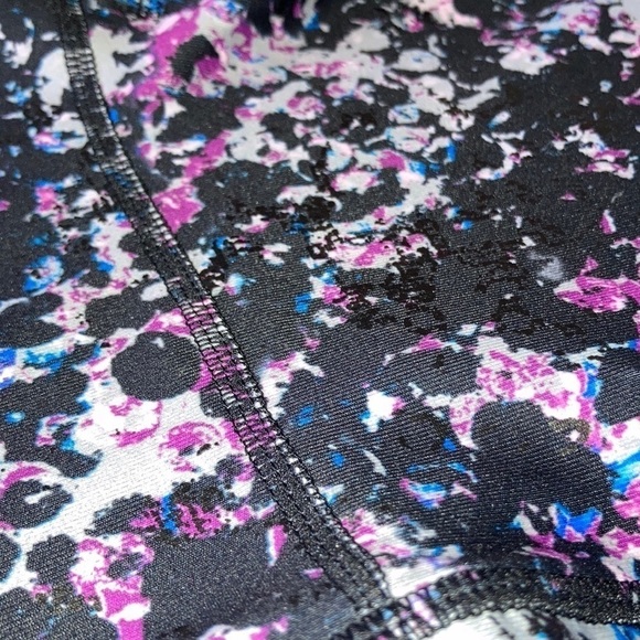 Fabletics Lisette High Waisted Printed Power Hold THE UP AND COMING Size L - Picture 3 of 8